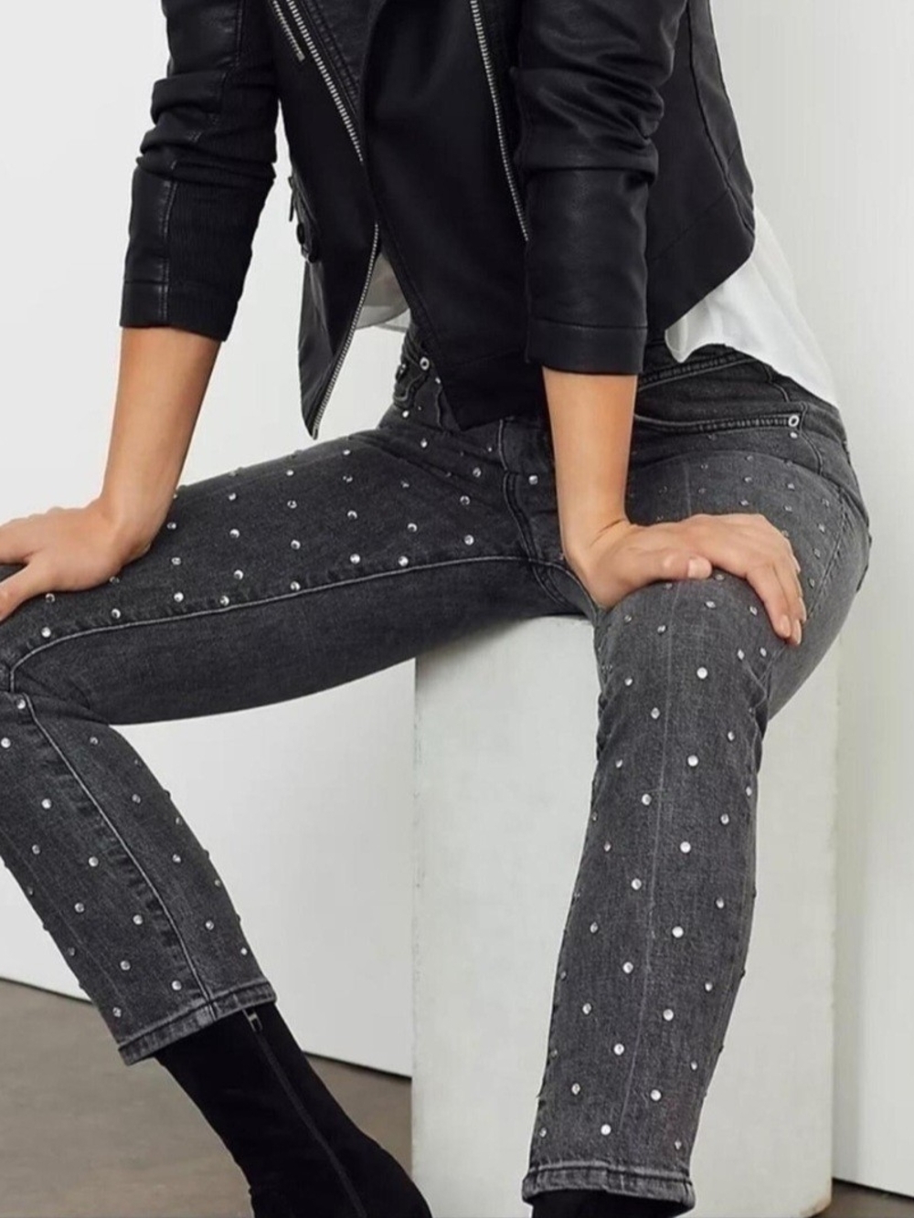 Anthropologie Black Pearl-Stud Embellished Skinny Jeans